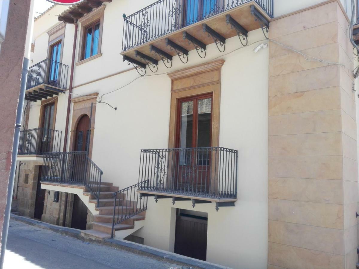 B&B Dante Barrafranca Exterior foto
